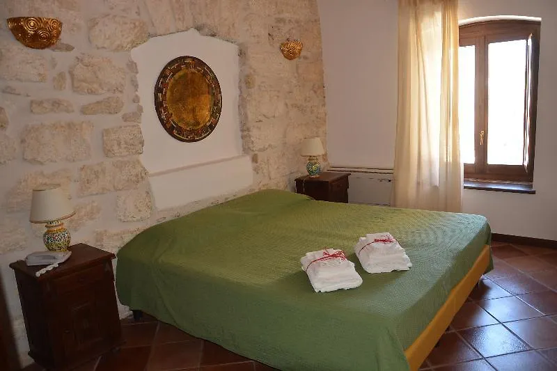 Villa Vittoria Hotel Alcamo 4*,