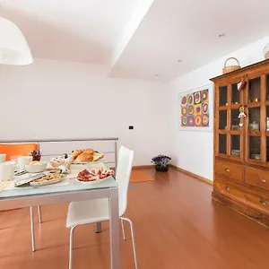  Couette-café La Corte Italie